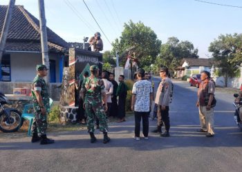Pagar Nusa Ranting Rowoharjo Bongkar Sendiri Tugu Pencak Silat, Kapolres Nganjuk Beri Apresiasi