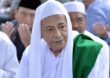 Bolehkah Mengamalkan Hizib Tanpa Ijazah? Ini Jawaban Habib Luthfi Bin Yahya