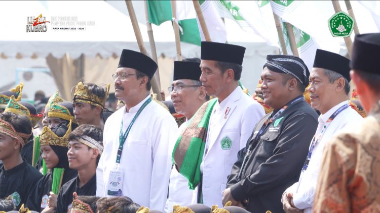 Foto Ijazah Kubro dan Pengukuhan Pimpinan Pusat Pagar Nusa