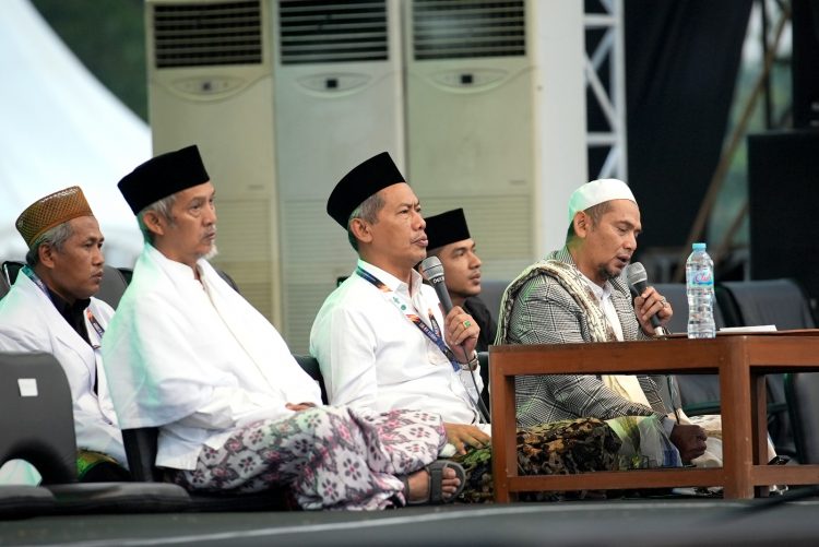 Foto Ijazah Kubro dan Pengukuhan Pimpinan Pusat Pagar Nusa