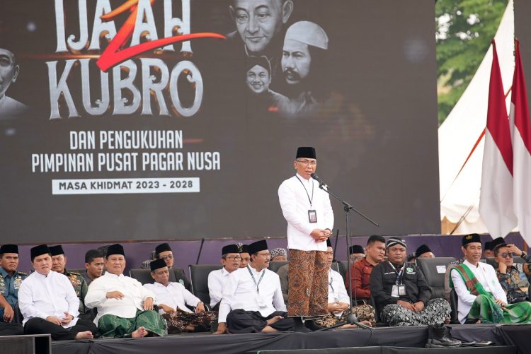 Foto Ijazah Kubro dan Pengukuhan Pimpinan Pusat Pagar Nusa
