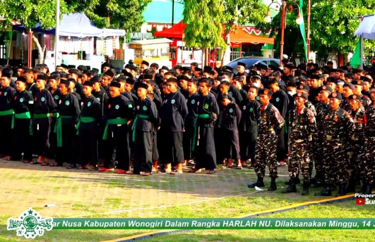 Ribuan Pendekar Pagar Nusa dan Banser Penuhi Apel Akbar di Alun-Alun Wonogiri